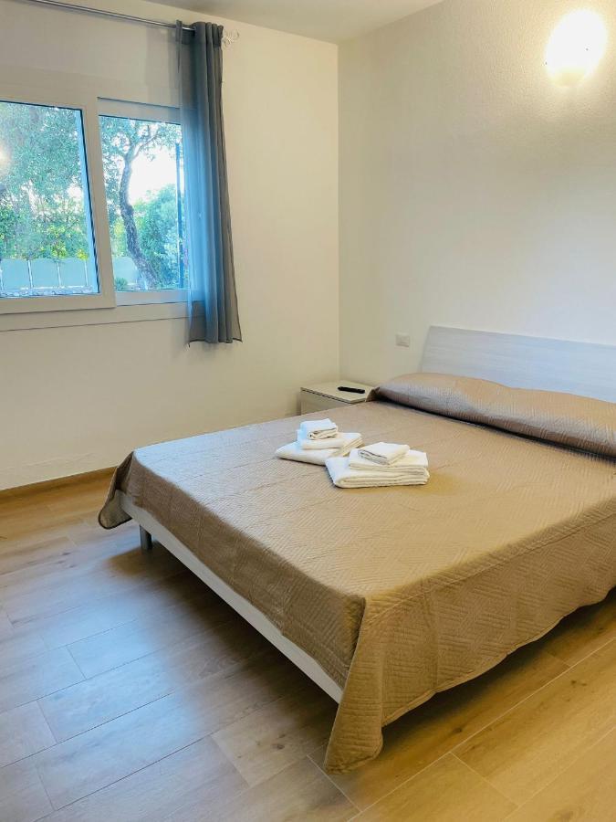 Chrisso Rooms Affittacamere Сан Теодоро Екстериор снимка